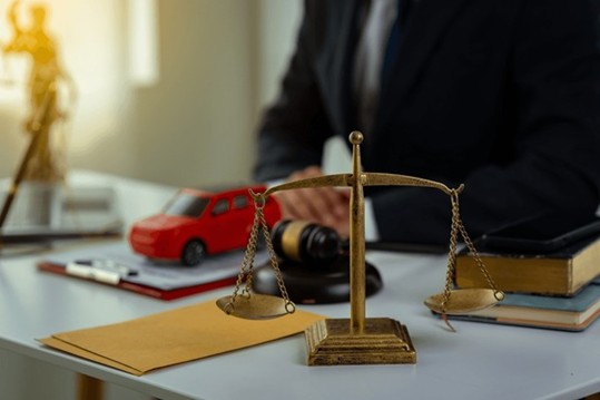 A Step-by-Step Guide on How to Choose the Best Car Accident Lawyer